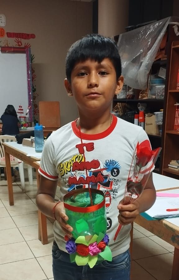 ¡Celebrando el Día de la Madre con amor y creatividad!