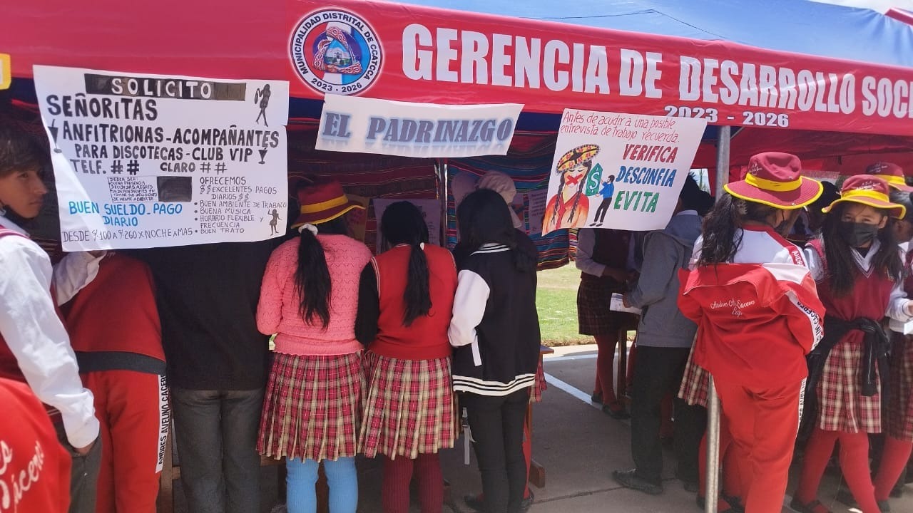 FERIAS INFORMATIVAS PROMUEVEN LUCHA CONTRA EL TRÁFICO DE PERSONAS EN QUISPICANCHIS